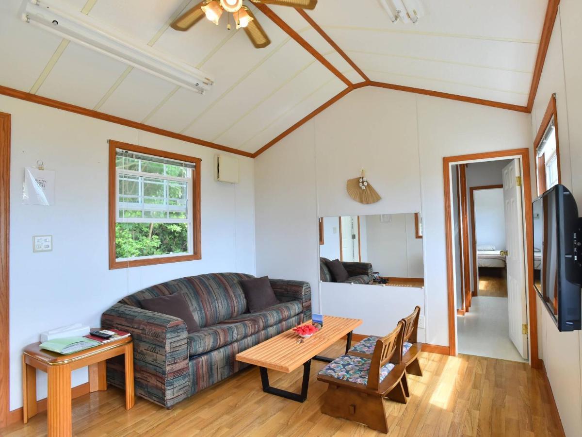 Panorama Ocean View Cottage Motobu Bagian luar foto